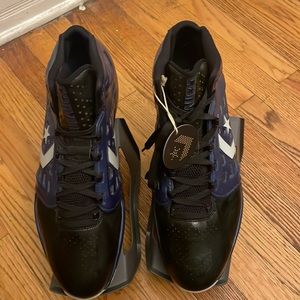 Converse sneakers high tops